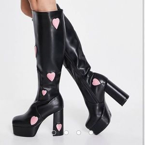 La Moda knee high platform boots with pink hearts